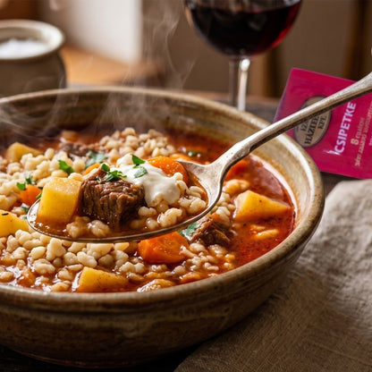 Izsaki Csipetke Premium Traditionelle Ungarische Eiernudeln (8 Eier), 200g, Authentische Zupfnudeln für Gulaschsuppe & Eintöpfe. Proteinreiche Teigwaren