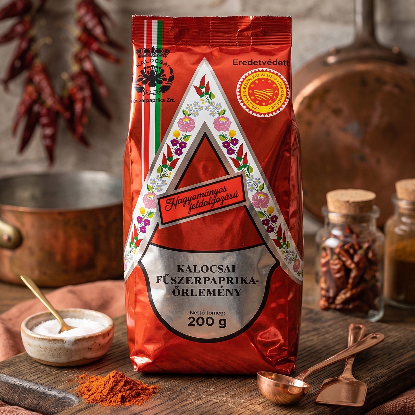 Kalocsai Paprikapulver Edelsüß (g.U.) 200g – Traditionell gemahlen & Handgeerntet – Premium Ungarische Paprika aus Kalocsa – Authentisch für Gulasch, Pörkölt & Fleischgerichte